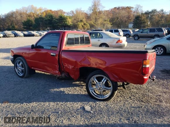 ✅ 1993 Toyota Pickup DLX • VIN: 4TARN81PXPZ154476 • Lot: 79303824. Listed on Copart with 158,581 mi. Free auction sales archive from the USA and detailed vehicle history report at DreamBid. Image 2.