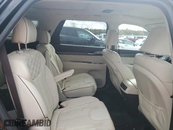 ✅ 2020 Hyundai Palisade Limited • VIN: KM8R5DHE5LU155328 • Лот: 88360675. Опубликован ранее на Copart с пробегом 55 646 миль. Бесплатный доступ к архиву аукционных продаж из США и подробный отчёт об истории автомобиля на DreamBid. Изображение 11.