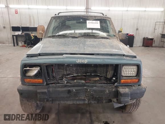 ✅ 1998 Jeep Cherokee Sport • VIN: 1J4FJ68S5WL284937 • Lot: 41984490. Listed on IAAI with 259,716 mi. Free auction sales archive from the USA and detailed vehicle history report at DreamBid. Image 13.