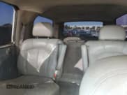 ✅ 2002 Chevrolet Suburban LT • VIN: 3GNEC16Z72G351020 • Lot: 91427085. Wystawiony na Copart z przebiegiem 162 168 mil. Bezpłatny archiwum sprzedaży aukcyjnych z USA i szczegółowy raport historii pojazdu na DreamBid. Zdjęcie 10.