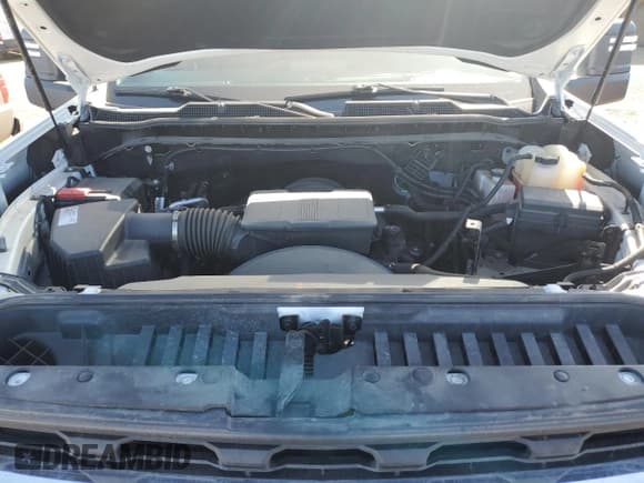 ✅ 2022 Chevrolet Silverado 2500HD LT • VIN: 1GC2YNE73NF121257 • Лот: 50708444. Опубликован ранее на Copart с пробегом 21 135 миль. Бесплатный доступ к архиву аукционных продаж из США и подробный отчёт об истории автомобиля на DreamBid. Изображение 13.