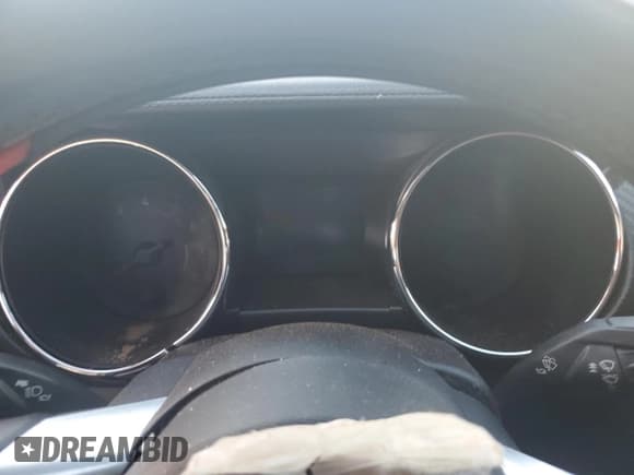 ✅ 2017 Ford Mustang V6 • VIN: 1FA6P8AM7H5342815 • Lot: 86554225. Listed on Copart with Not provided. Free auction sales archive from the USA and detailed vehicle history report at DreamBid. Image 9.