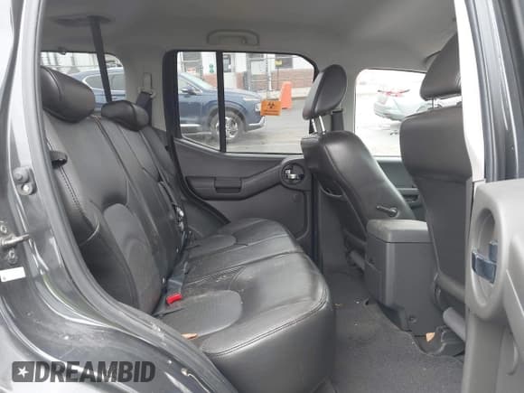 ✅ 2010 Nissan Xterra Off Road • VIN: 5N1AN0NW2AC520909 • Lot: 43542654. Wystawiony na IAAI z przebiegiem 177 877 mil. Bezpłatny archiwum sprzedaży aukcyjnych z USA i szczegółowy raport historii pojazdu na DreamBid. Zdjęcie 8.