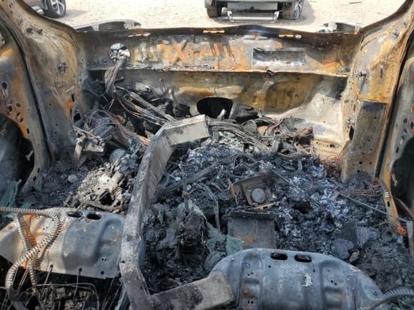 ✅ 2017 Jeep Renegade Sport • VIN: ZACCJBAB6HPE84395 • Lot: 64126685. Wystawiony na Copart z przebiegiem Nie podano. Bezpłatny archiwum sprzedaży aukcyjnych z USA i szczegółowy raport historii pojazdu na DreamBid. Zdjęcie 8.