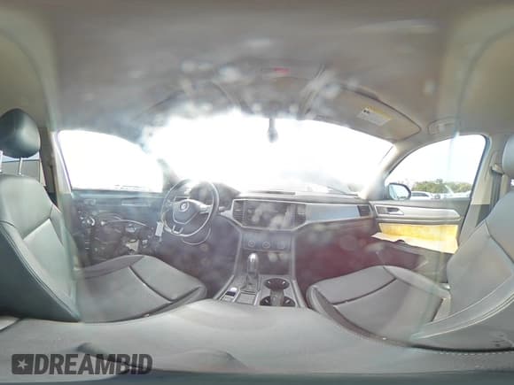 ✅ 2018 Volkswagen Atlas SE • VIN: 1V2CR2CA1JC571871 • Lot: 96149725. Listed on Copart with 90,563 mi. Free auction sales archive from the USA and detailed vehicle history report at DreamBid. Image 16.