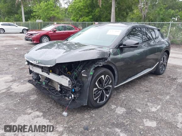 ✅ 2023 Kia EV6 Wind • VIN: KNDC34LA2P5111419 • Lot: 42424000. Listed on IAAI with 24,725 mi. Free auction sales archive from the USA and detailed vehicle history report at DreamBid. Image 6.