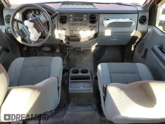 ✅ 2015 Ford F-350 Platinum • VIN: 1FT8W3B65FED38106 • Lot: 91902755. Listed on Copart with 322,633 mi. Free auction sales archive from the USA and detailed vehicle history report at DreamBid. Image 8.