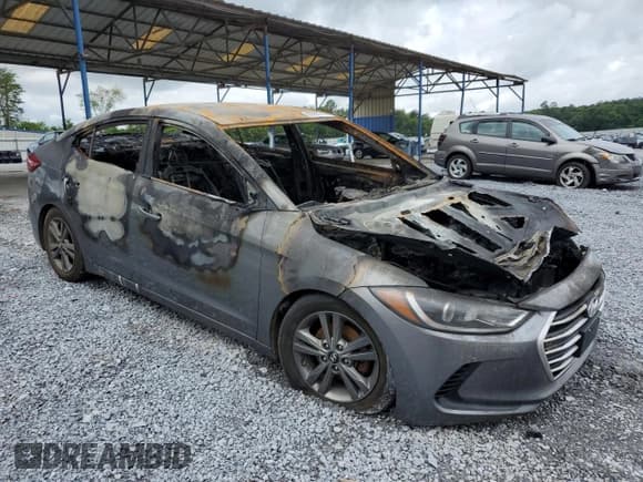 ✅ 2018 Hyundai Elantra Limited • VIN: 5NPD84LF0JH300787 • Лот: 60993615. Опубликован ранее на Copart с пробегом Не указан. Бесплатный доступ к архиву аукционных продаж из США и подробный отчёт об истории автомобиля на DreamBid. Изображение 4.