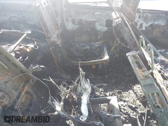 ✅ 2008 Chevrolet Suburban 3LT • VIN: 1GNFC16J58J225020 • Лот: 43286322. Опубликован ранее на IAAI с пробегом Не указан. Бесплатный доступ к архиву аукционных продаж из США и подробный отчёт об истории автомобиля на DreamBid. Изображение 8.