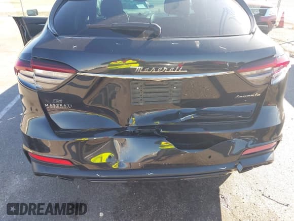 ✅ 2021 Maserati Levante • VIN: ZN661XUA1MX357847 • Лот: 43498954. Опубликован ранее на IAAI с пробегом Не указан. Бесплатный доступ к архиву аукционных продаж из США и подробный отчёт об истории автомобиля на DreamBid. Изображение 6.