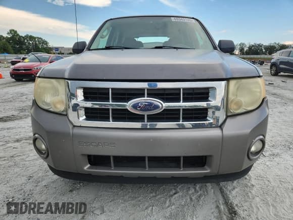 ✅ 2009 Ford Escape XLS • VIN: 1FMCU02739KC80165 • Lot: 69343145. Listed on Copart with 241,491 mi. Free auction sales archive from the USA and detailed vehicle history report at DreamBid. Image 5.