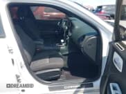 ✅ 2018 Dodge Charger SXT Plus • VIN: 2C3CDXHG5JH263596 • Lot: 43072883. Wystawiony na IAAI z przebiegiem 142 713 mil. Bezpłatny archiwum sprzedaży aukcyjnych z USA i szczegółowy raport historii pojazdu na DreamBid. Zdjęcie 5.