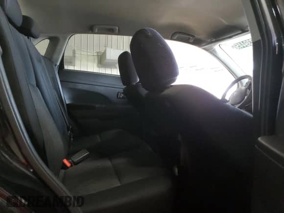 2022 Mitsubishi Outlander ES with VIN JA4ARUAU1NU015152, listed as a Copart auction lot 67239445 with 91,301 mi miles and Clean title. Bid and sale history available at DreamBid. Image 11.