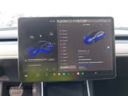 ✅ 2019 Tesla Model 3 Long Range • VIN: 5YJ3E1EB2KF452874 • Lot: 43279721. Wystawiony na IAAI z przebiegiem 114 186 mil. Bezpłatny archiwum sprzedaży aukcyjnych z USA i szczegółowy raport historii pojazdu na DreamBid. Zdjęcie 19.