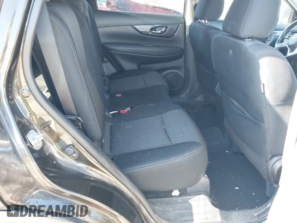 ✅ 2017 Nissan Rogue SV • VIN: KNMAT2MV2HP565057 • Lot: 43698618. Listed on IAAI with 219,435 mi. Free auction sales archive from the USA and detailed vehicle history report at DreamBid. Image 8.