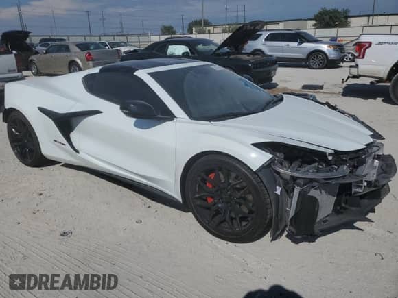 2024 Chevrolet Corvette 2LZ с VIN 1G1YE2D30R5602944, выставлен на аукционе Copart как лот 69404594 с пробегом Не указан миль и Списание • Salvage title. История ставок и продаж доступна на DreamBid. Изображение 4.