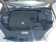 ✅ 2010 Volkswagen Jetta SE • VIN: 3VWRZ7AJ6AM113590 • Lot: 42418082. Listed on IAAI with 226,440 mi. Free auction sales archive from the USA and detailed vehicle history report at DreamBid. Image 10.