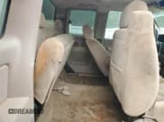 ✅ 2006 Chevrolet Silverado 1500 LS • VIN: 2GCEC19T561153423 • Лот: 84610645. Опубликован ранее на Copart с пробегом 303 107 миль. Бесплатный доступ к архиву аукционных продаж из США и подробный отчёт об истории автомобиля на DreamBid. Изображение 10.