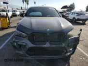 ✅ 2022 BMW X6 M • VIN: 5YMCY0C00N9M57841 • Lot: 41917113. Wystawiony na Copart z przebiegiem Nie podano. Bezpłatny archiwum sprzedaży aukcyjnych z USA i szczegółowy raport historii pojazdu na DreamBid. Zdjęcie 5.