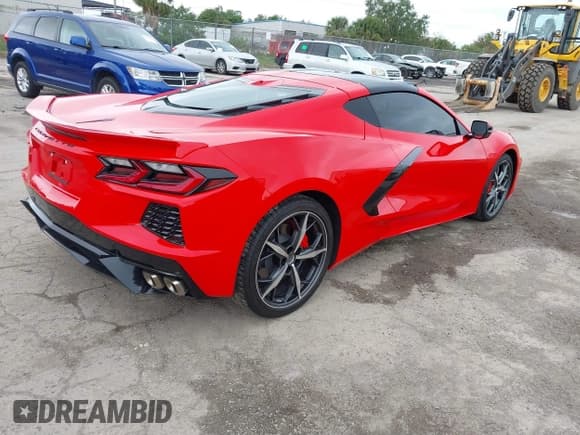 ✅ 2023 Chevrolet Corvette 2LT • VIN: 1G1YB2D46P5111406 • Lot: 41084884. Listed on IAAI with 21,789 mi. Free auction sales archive from the USA and detailed vehicle history report at DreamBid. Image 4.