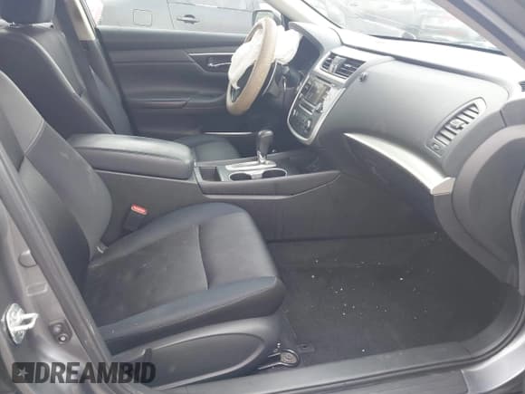 ✅ 2017 Nissan Altima SL • VIN: 1N4AL3AP2HC498095 • Lot: 42453384. Listed on IAAI with 138,736 mi. Free auction sales archive from the USA and detailed vehicle history report at DreamBid. Image 5.