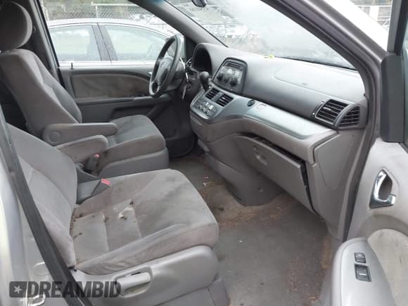 ✅ 2010 Honda Odyssey EX • VIN: 5FNRL3H48AB081386 • Lot: 43541186. Listed on IAAI with 253,106 mi. Free auction sales archive from the USA and detailed vehicle history report at DreamBid. Image 5.