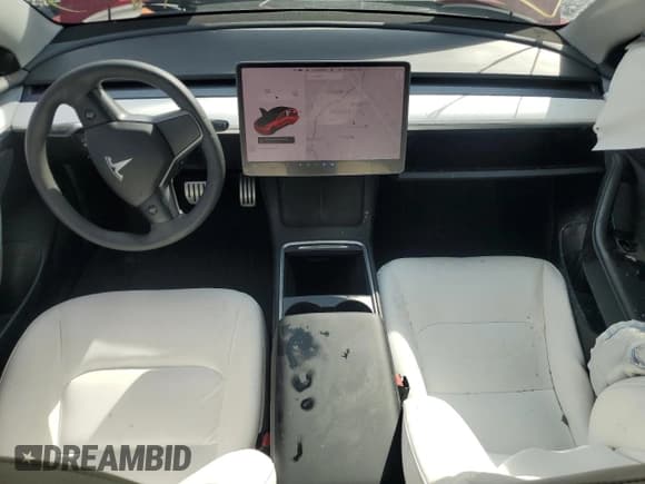 ✅ 2021 Tesla Model 3 Performance • VIN: 5YJ3E1EC6MF050853 • Lot: 92953845. Wystawiony na Copart z przebiegiem 77 569 mil. Bezpłatny archiwum sprzedaży aukcyjnych z USA i szczegółowy raport historii pojazdu na DreamBid. Zdjęcie 8.