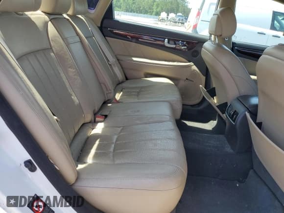 ✅ 2013 Hyundai Equus Signature • VIN: KMHGH4JH8DU070116 • Лот: 56278165. Опубликован ранее на Copart с пробегом 170 895 миль. Бесплатный доступ к архиву аукционных продаж из США и подробный отчёт об истории автомобиля на DreamBid. Изображение 10.