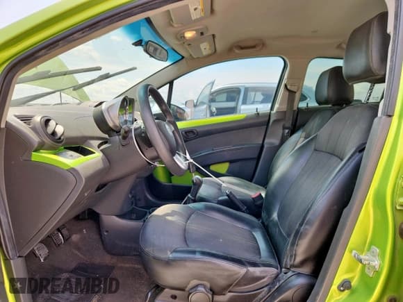 ✅ 2014 Chevrolet Spark LS • VIN: KL8CA6S99EC593395 • Lot: 68393015. Listed on Copart with 106,375 mi. Free auction sales archive from the USA and detailed vehicle history report at DreamBid. Image 7.