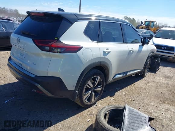 ✅ 2022 Nissan Rogue SL • VIN: JN8BT3CA8NW041572 • Lot: 41607388. Listed on IAAI with 58,886 mi. Free auction sales archive from the USA and detailed vehicle history report at DreamBid. Image 4.