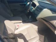 ✅ 2013 Nissan Altima SL • VIN: 1N4AL3AP1DN552968 • Лот: 42607004. Опубликован ранее на IAAI с пробегом 247 512 миль. Бесплатный доступ к архиву аукционных продаж из США и подробный отчёт об истории автомобиля на DreamBid. Изображение 5.