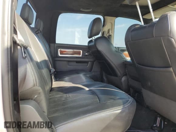 ✅ 2010 Dodge 1500 SLT • VIN: 1D7RB1CT6AS101682 • Lot: 43105495. Wystawiony na Copart z przebiegiem 158 848 mil. Bezpłatny archiwum sprzedaży aukcyjnych z USA i szczegółowy raport historii pojazdu na DreamBid. Zdjęcie 10.