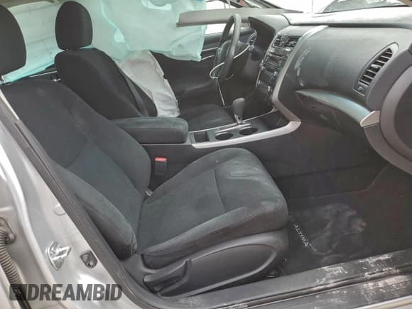 ✅ 2015 Nissan Altima SL • VIN: 1N4AL3AP9FC195201 • Lot: 95084615. Listed on Copart with 79,629 mi. Free auction sales archive from the USA and detailed vehicle history report at DreamBid. Image 7.