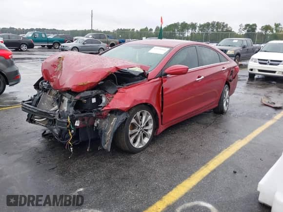 2013 Hyundai Sonata SE with VIN 5NPEC4AB8DH753742, listed as a IAAI auction lot 43331664 with 156,896 mi miles and . Bid and sale history available at DreamBid. Image 2.