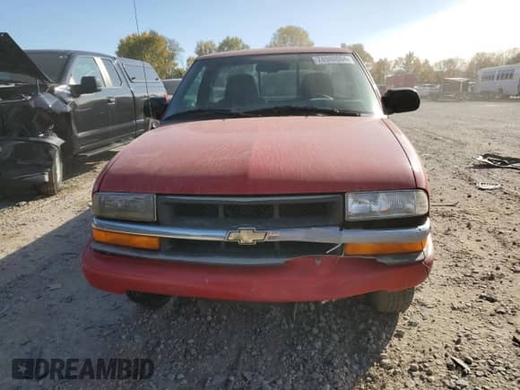 2000 Chevrolet S-10 LS с VIN 1GCCS14W0YK229046, выставлен на аукционе Copart как лот 74940064 с пробегом 262 124 миль миль и Чистый • Clean title. История ставок и продаж доступна на DreamBid. Изображение 5.