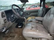 ✅ 1998 GMC Sierra 1500 • VIN: 1GTEK19R1WR500406 • Лот: 59254225. Опубликован ранее на Copart с пробегом 271 184 миль. Бесплатный доступ к архиву аукционных продаж из США и подробный отчёт об истории автомобиля на DreamBid. Изображение 7.