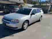 2005 Chevrolet Malibu LS z VIN 1G1ZT528X5F314492, wystawiony jako Copart lot #79902814 z przebiegiem 167 233 mil mil oraz Czysty tytuł • Clean title. Historia ofert i sprzedaży dostępna na DreamBid. Obrazek 2.