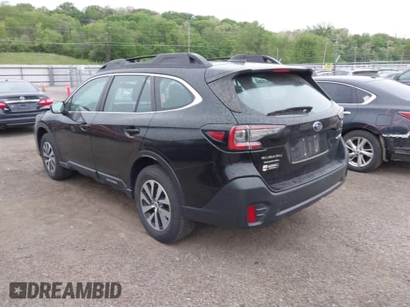 ✅ 2021 Subaru Outback • VIN: 4S4BTAAC1M3105306 • Lot: 42299280. Wystawiony na IAAI z przebiegiem 81 893 mil. Bezpłatny archiwum sprzedaży aukcyjnych z USA i szczegółowy raport historii pojazdu na DreamBid. Zdjęcie 3.