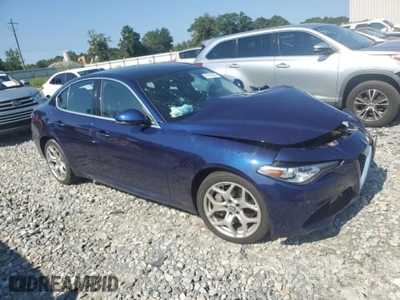 ✅ 2020 Alfa Romeo Giulia Ti • VIN: ZARFANBN2L7639172 • Lot: 69197085. Listed on Copart with Not provided. Free auction sales archive from the USA and detailed vehicle history report at DreamBid. Image 4.