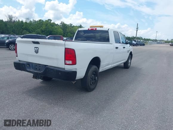 ✅ 2018 Ram 2500 Tradesman • VIN: 3C6TR4HT5JG282231 • Лот: 42528906. Опубликован ранее на IAAI с пробегом 116 598 миль. Бесплатный доступ к архиву аукционных продаж из США и подробный отчёт об истории автомобиля на DreamBid. Изображение 4.