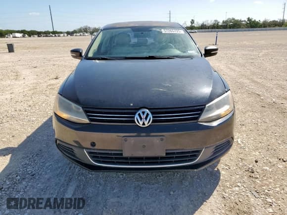 ✅ 2013 Volkswagen Jetta TDI w/Premium • VIN: 3VWLL7AJ7DM232096 • Lot: 57265725. Listed on Copart with 120,361 mi. Free auction sales archive from the USA and detailed vehicle history report at DreamBid. Image 5.