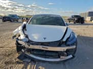 ✅ 2021 Tesla Model 3 Long Range • VIN: 5YJ3E1EB4MF027630 • Lot: 94515615. Wystawiony na Copart z przebiegiem 30 107 mil. Bezpłatny archiwum sprzedaży aukcyjnych z USA i szczegółowy raport historii pojazdu na DreamBid. Zdjęcie 5.