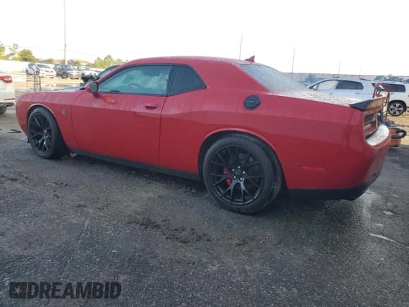 ✅ 2016 Dodge Challenger SRT Hellcat • VIN: 2C3CDZC96GH220995 • Lot: 64262484. Wystawiony na Copart z przebiegiem 109 475 mil. Bezpłatny archiwum sprzedaży aukcyjnych z USA i szczegółowy raport historii pojazdu na DreamBid. Zdjęcie 2.