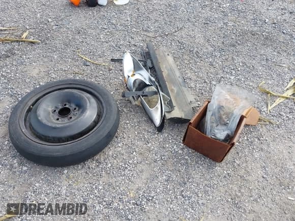 ✅ 2004 Ford Taurus SE • VIN: 1FAFP53284G179777 • Lot: 43053159. Wystawiony na IAAI z przebiegiem Nie podano. Bezpłatny archiwum sprzedaży aukcyjnych z USA i szczegółowy raport historii pojazdu na DreamBid. Zdjęcie 12.