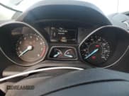 ✅ 2017 Ford Escape SE • VIN: 1FMCU0GD9HUB65314 • Lot: 55990195. Wystawiony na Copart z przebiegiem 128 344 mil. Bezpłatny archiwum sprzedaży aukcyjnych z USA i szczegółowy raport historii pojazdu na DreamBid. Zdjęcie 9.