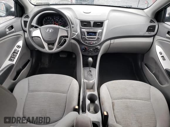 ✅ 2015 Hyundai Accent GLS • VIN: KMHCT4AE8FU927153 • Lot: 61056473. Wystawiony na Copart z przebiegiem 117 105 mil. Bezpłatny archiwum sprzedaży aukcyjnych z USA i szczegółowy raport historii pojazdu na DreamBid. Zdjęcie 8.