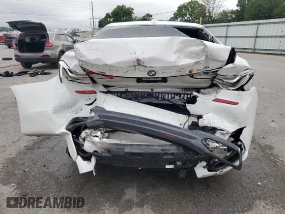 ✅ 2019 BMW 7 Series 740i xDrive • VIN: WBA7E4C52KGV28872 • Lot: 61689005. Listed on Copart with Not provided. Free auction sales archive from the USA and detailed vehicle history report at DreamBid. Image 6.