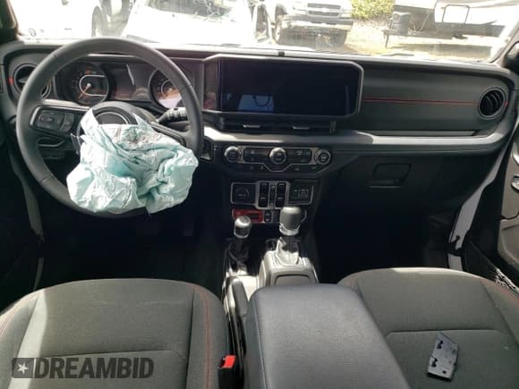 ✅ 2025 Jeep Wrangler Rubicon • VIN: 1C4PJXFN6SW500834 • Lot: 81348215. Listed on Copart with 21,194 mi. Free auction sales archive from the USA and detailed vehicle history report at DreamBid. Image 8.