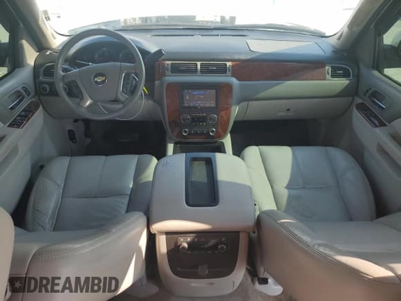 ✅ 2011 Chevrolet Tahoe LT • VIN: 1GNSKBE07BR388101 • Лот: 69296535. Опубликован ранее на Copart с пробегом 121 221 миль. Бесплатный доступ к архиву аукционных продаж из США и подробный отчёт об истории автомобиля на DreamBid. Изображение 8.