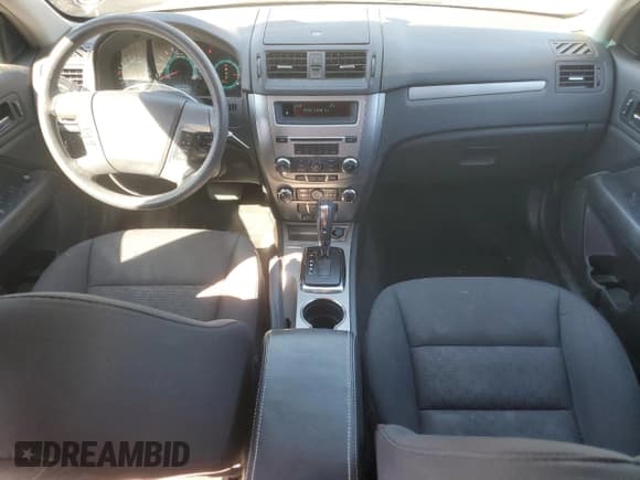 ✅ 2010 Ford Fusion SE • VIN: 3FAHP0HA7AR194562 • Lot: 91472275. Listed on Copart with 194,308 mi. Free auction sales archive from the USA and detailed vehicle history report at DreamBid. Image 8.